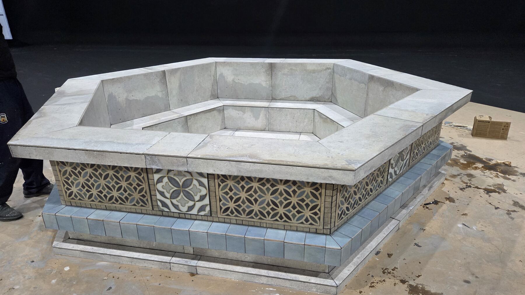 Custom-built Korean set piece by StageKnot